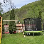 Villa бели вит