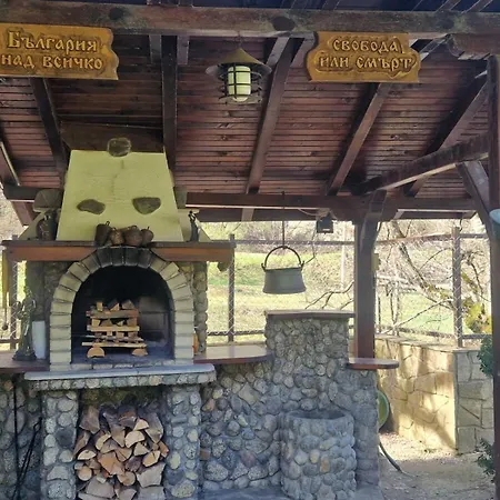Vila бели вит