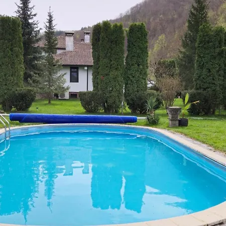 Villa Beli Vit Ribarica