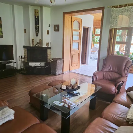 빌라 бели вит 리바리차