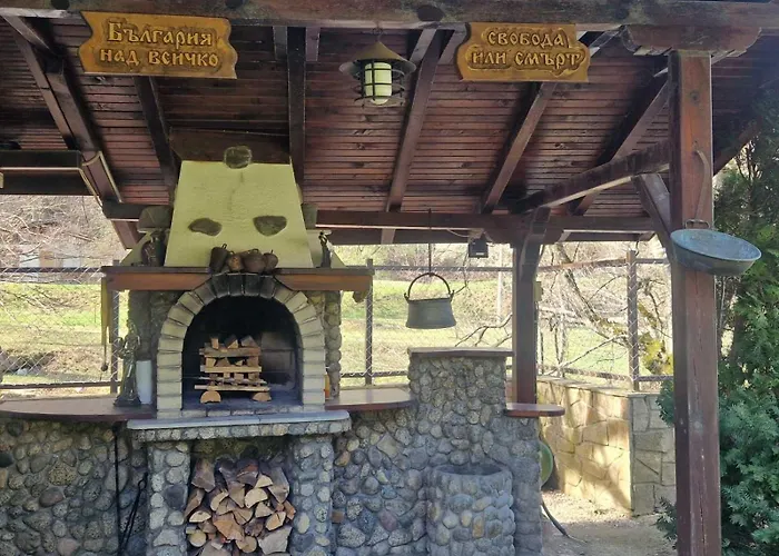 Villa бели вит