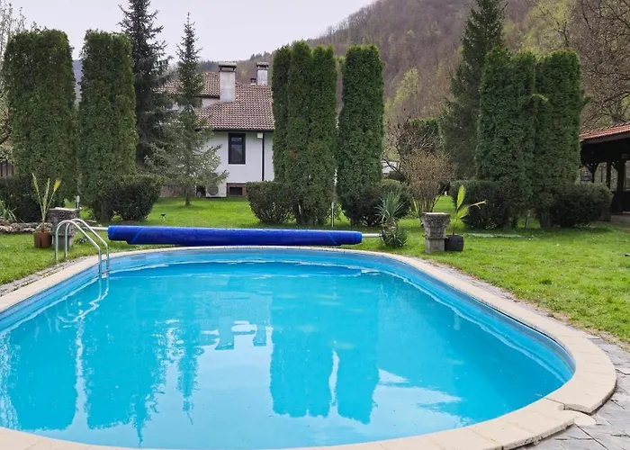 Willa бели вит Ribarica