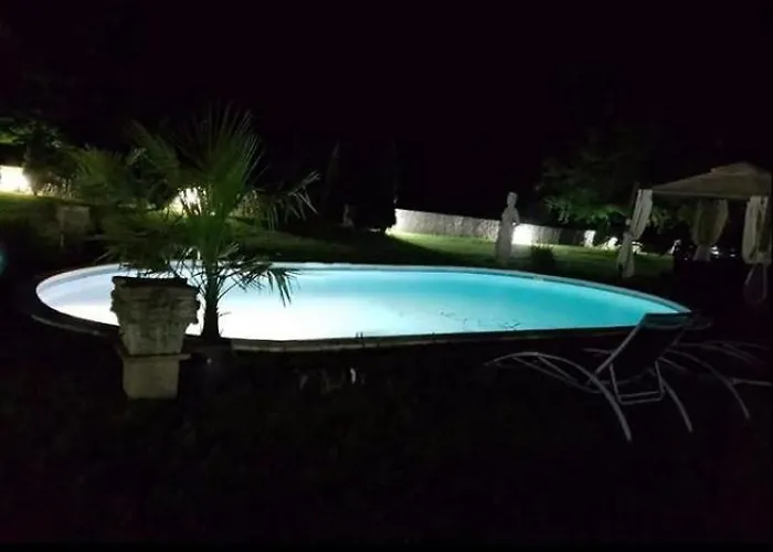 бели вит Villa Ribaritsa